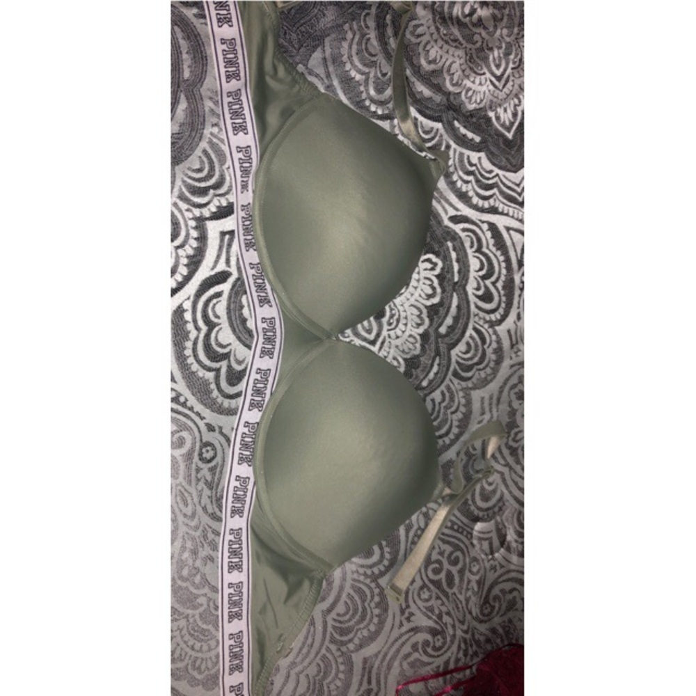 Brand new victoria secret bra!